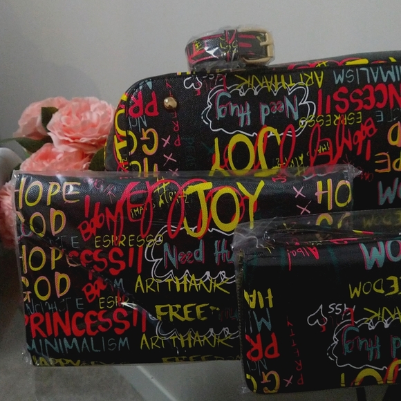 Stunning 3PC Glam Designer Graffiti Faux Togo Leather Top Handle Satchel Set - Picture 4 of 4